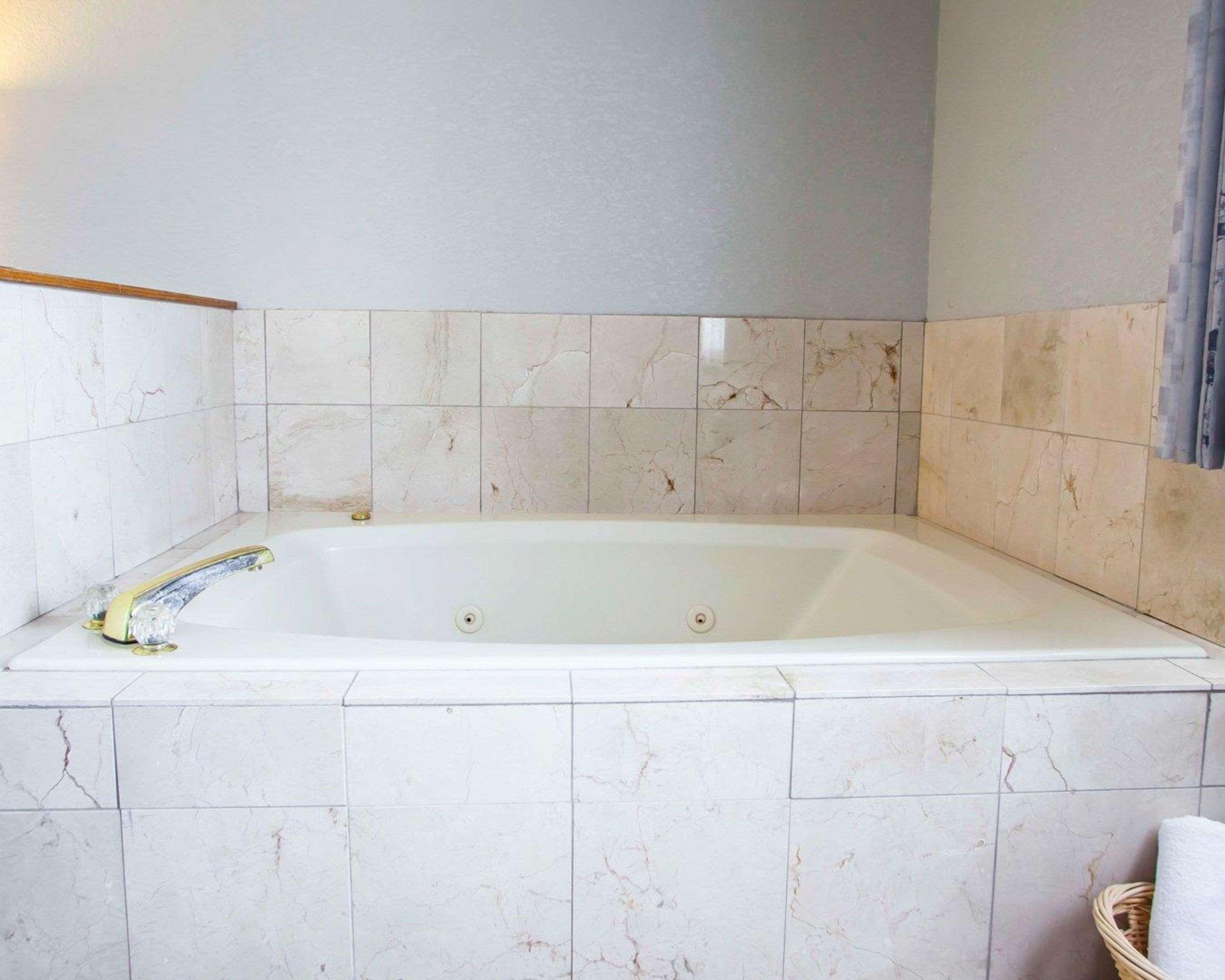 Quality Inn & Suites Ankeny-Des Moines Εξωτερικό φωτογραφία